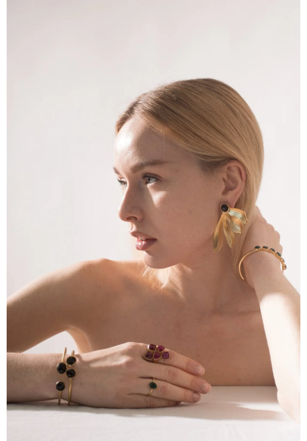 MESTIZA PENDIENTE LEONORA