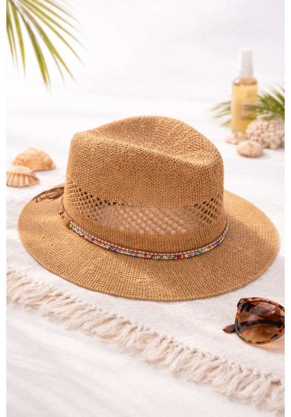 DOLORES CORTÉS SOMBRERO