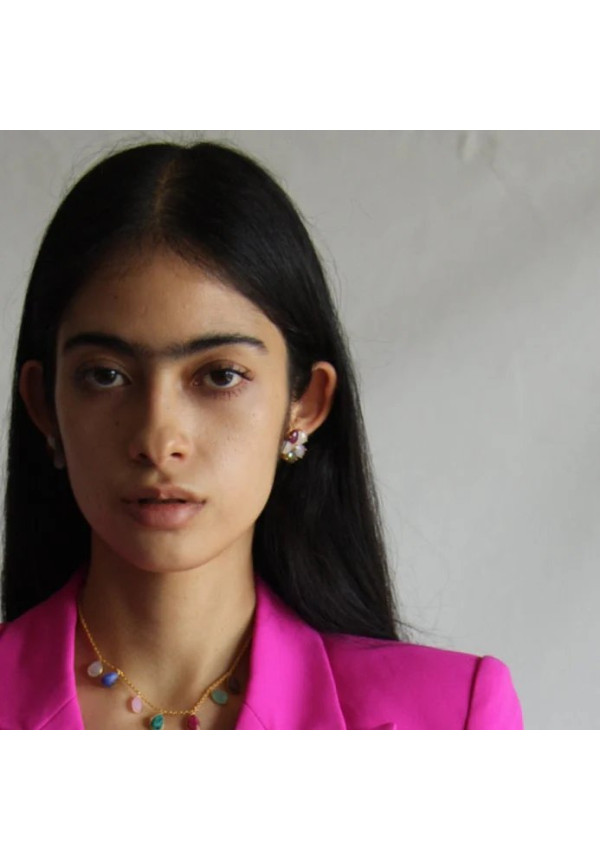 MESTIZA PENDIENTE MACA